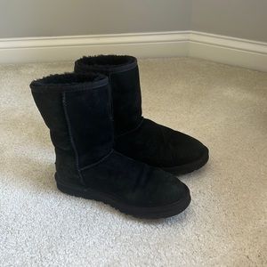 Ugh Short Boot
